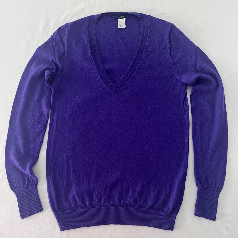 J.CREW Woman’s Purple Merino Wool Knit Top V-neck Pullover Sweater Old Money M